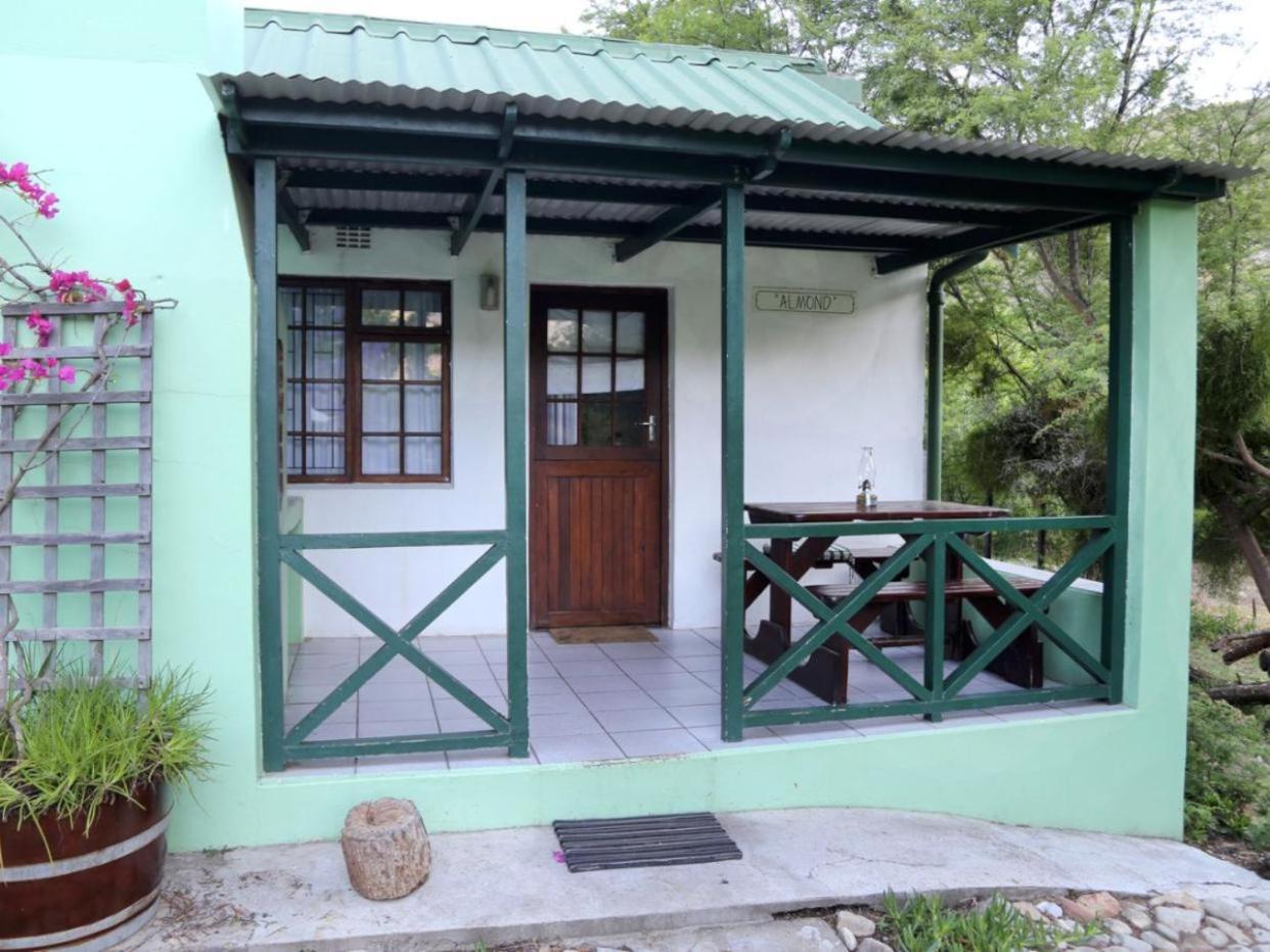 Rainbow Glen Self Catering Chalets Montagu Habitación foto